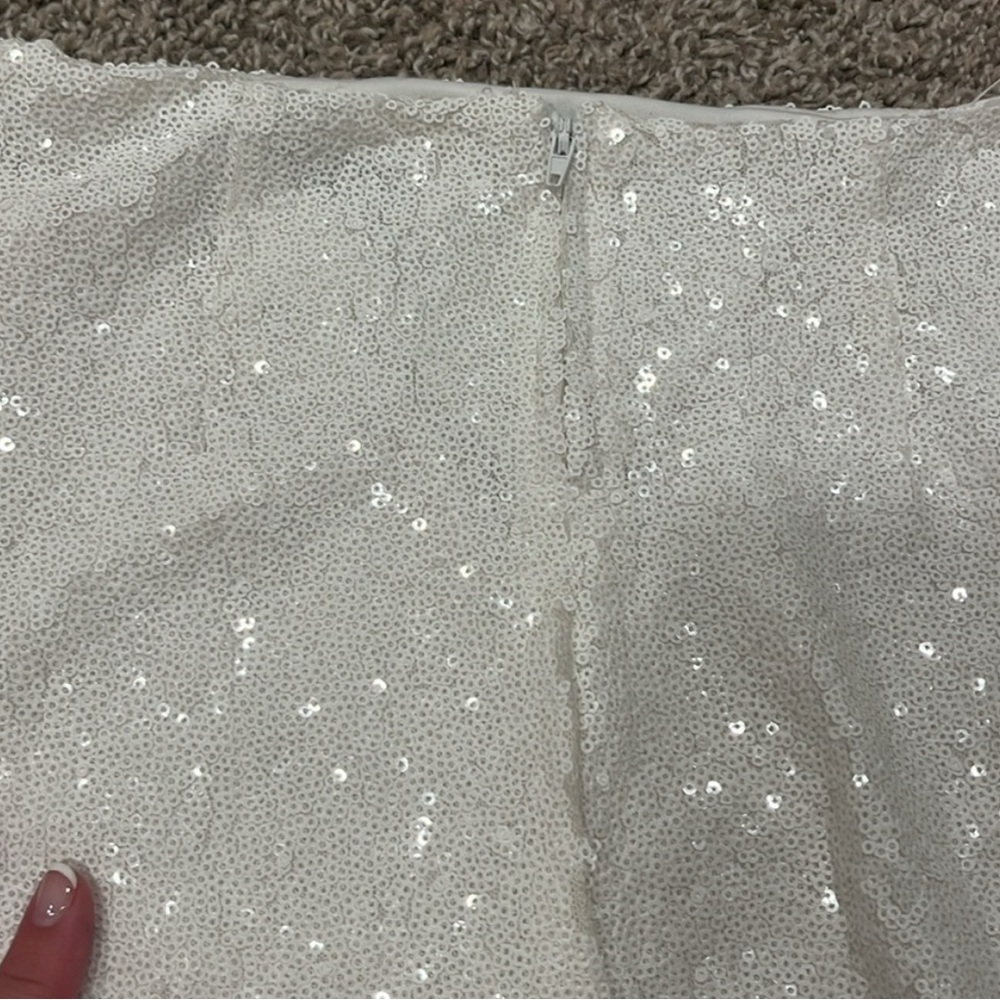 B. Smart White Sequin Crop Top & Skirt Set – Size Small - Picture 5 of 7